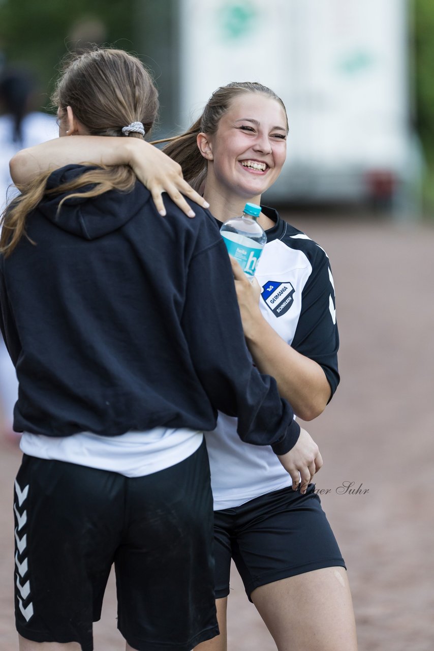 Bild 130 - Loewinnen Cup